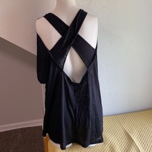 1x NWOT strappy back detail t shirt!
